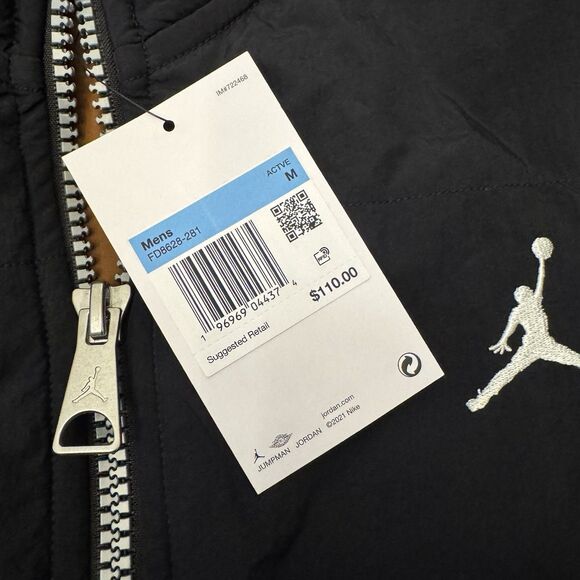 Air Jordan Essentials Winter Gilet Vest - Picture 10 of 15